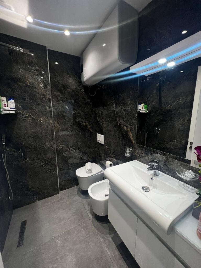 Apartamento Coastal Deluxe Durrës