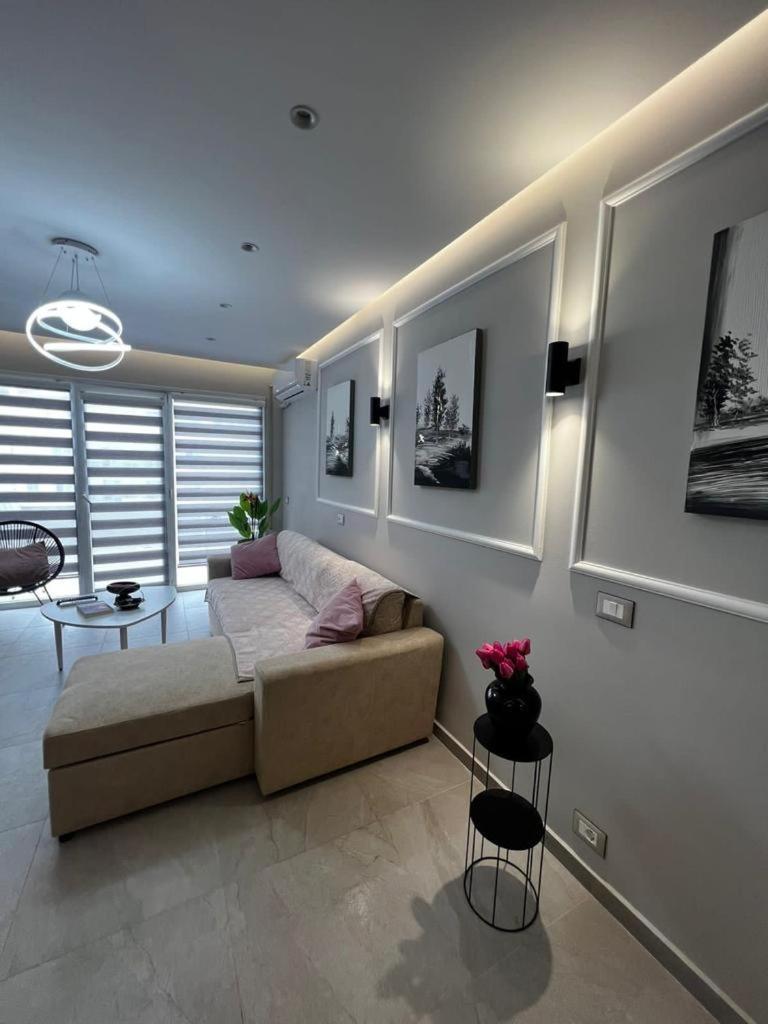 Apartamento Coastal Deluxe Durrës